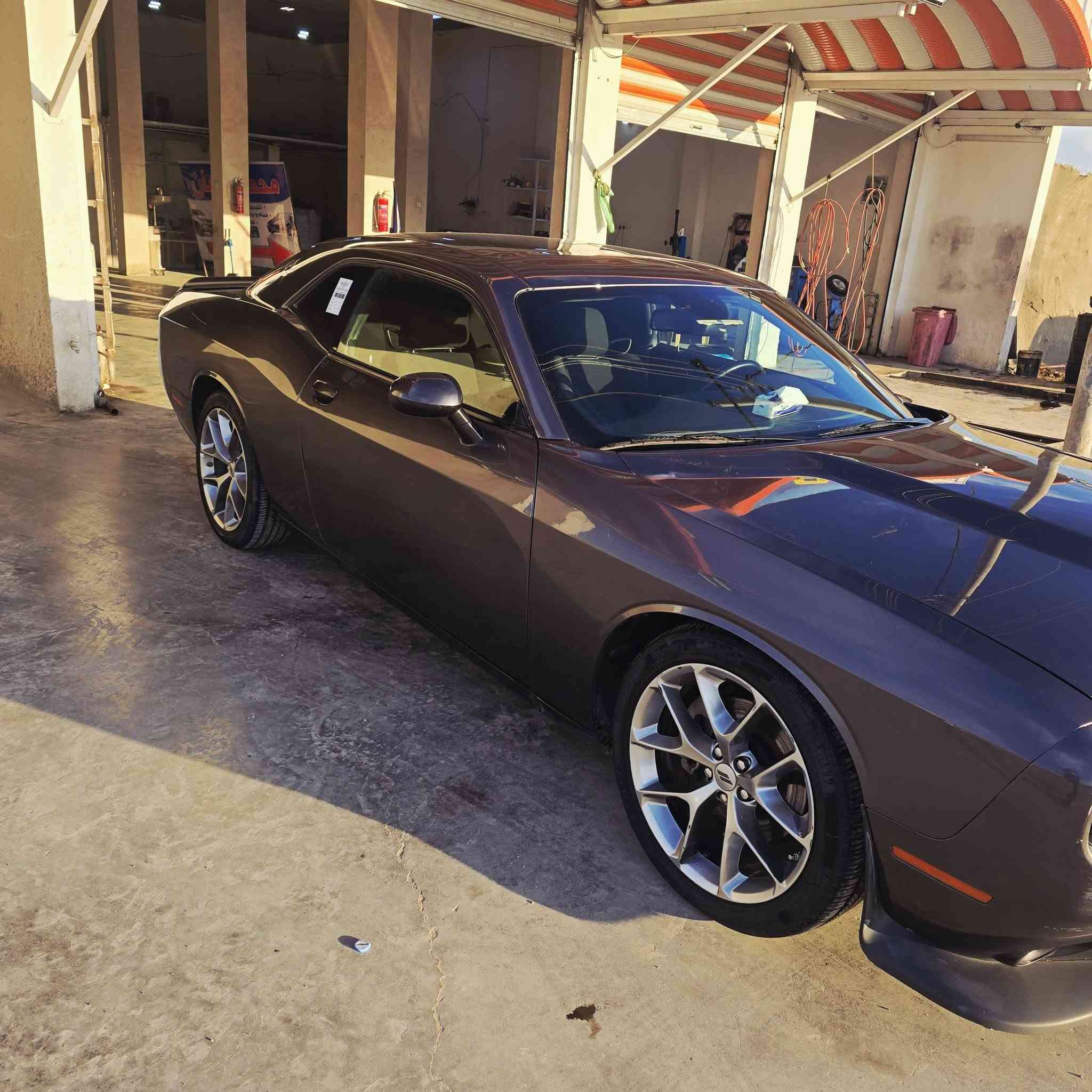 للبيع جالنجر ٢٠٢٣ 
السياره فحص 
بدون دواخل 
*********** 
العنوان بابل
