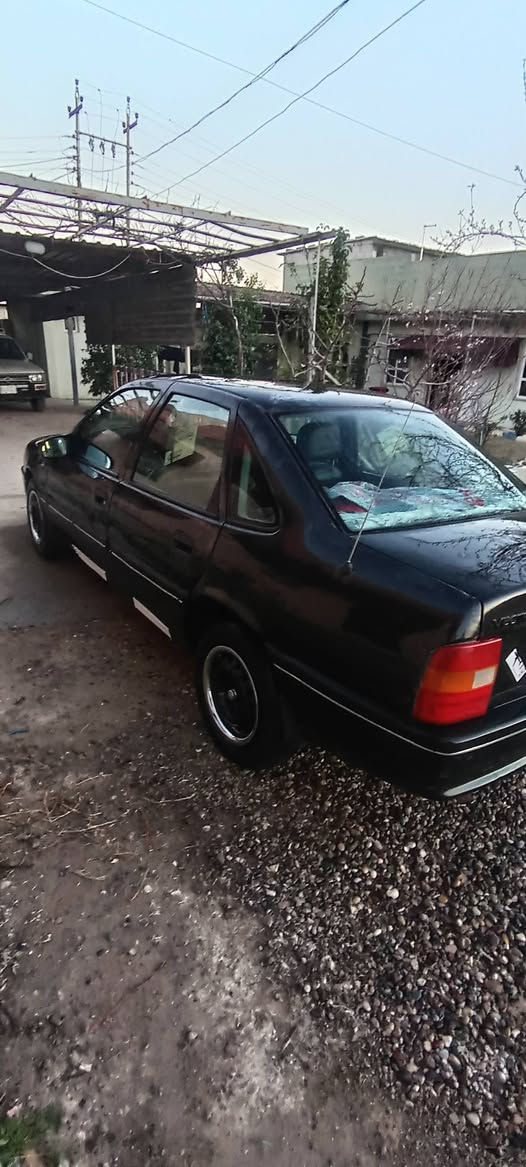 اوبل فكترا
رقم نينوى جديد مع سنويه جديد 2030

 شرط تحويل موديل 1992

محرك وكير شرط حجم 20

صبغ حزام جمالية

سعر 40
عنوان طريق موصل شيخان
استفسار أكثر على رقم

***********
