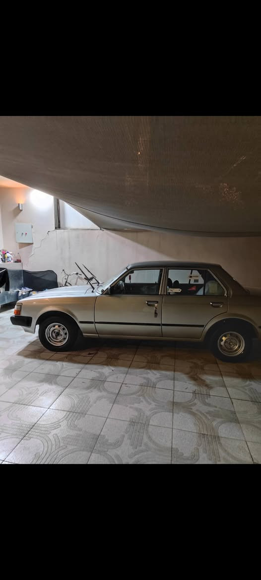 للبيع تويوتا كرونا موديل 1981 كلاسيك

سياره تعمير عام 
مصبوغه عام جماليه 

صدر جديد تايرات جديد 
كير و مكينه 
مبدل كابريتر جديد اوروبي و قديم ما بي عيب وياه 
مبدل خزان تنكي بنزين جديد 

سياره باسمنا مشروع وطني شرط تحويل رقم كركوك

مكان كركوك 
سعر سياره ( 45$) ورقه 
*********** واتساب 
———————————————————- —————— 

بۆ فرۆشتن تۆیۆتا کڕۆنا مۆدیل 1981 
سەیارەکە گێر و مەکینە 
دیناری  مەسروفی تێدا نیە 

تەعمیر عام کامل بۆی کراوه
سبوغ عامی جوانی  
بەشەرت

سەیارەکە بەناوی خۆمانه رەقەم كركوكه  تحویلی بەشەرت

مكان كركوك
سعر سياره ( 45$) ورقه 
*********** واتساب
