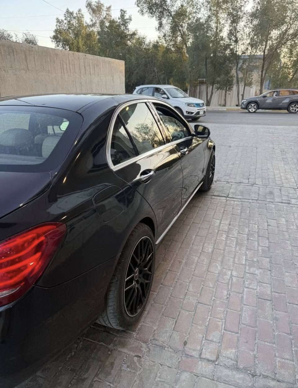 السلام عليكم
C300

2018

ماشية ٨١ الف ميل

لايتات جدد

تايرات جدد

باتري جديد

سونار موجود

رقم بغداد

4matic

العنوان: بغداد زيونة

اعتذر عن المراوس

م/ السجج مال بانوراما تحتاج تبديل

١٩٨$

***********
