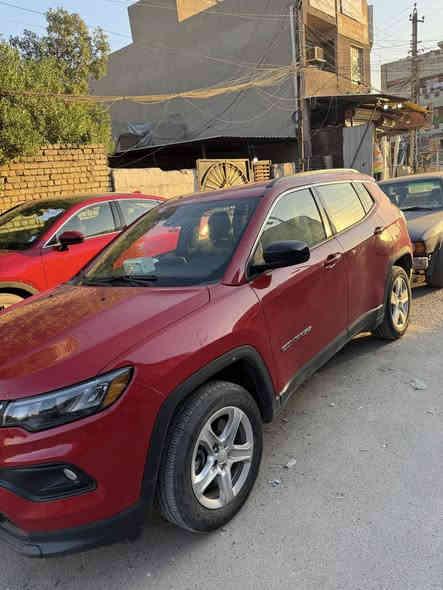 السلام عليكم
جيب كومباس 2023
ماشيه 20 الف 
وارد امريكي اني مستوردهه ع ايدي
رقم بغداد باسمي تحويل مباشر
حادثهه  خلفي موجود بلمنشور  
مكينة 2000 توربو
بصمه تشغيل
بصمه ابواب
شاشه كبيره
كامرة خلفيه
تحكمات ستيرن
كشنات جلد
وبقية المواصفات معروفة
سعر السيارة 180$ وبيهه مجال بسيط
بغداد المشتل 

***********
