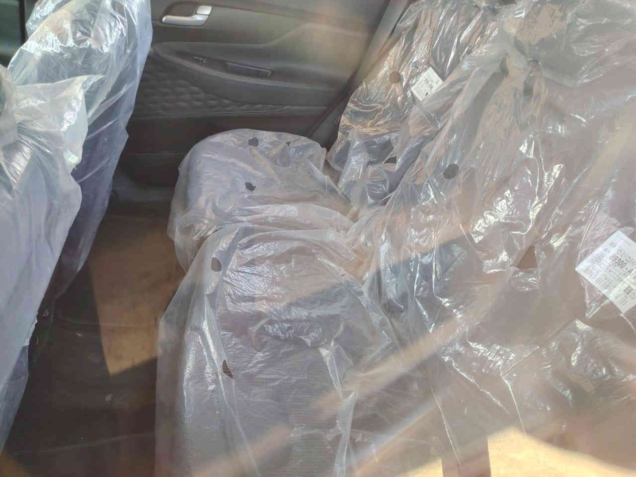 سنتافي موديل  2021
وارد امريكي السياره 
رقم اربيل  حادثه بس الشباك بيه حادث بالعراق نص بنيد والجاملغ 
2500 محرك  
كشن كهربائي 
بصمة ابواب 
بصمة تشغيل
تشغيل عن  بعد
رادار امامي خلفي جانبي 
أنظمة قيادة 4 
comfort
sport
smart
snow
-- اطفاء ذاتي
اوتو هولد
مانع انزلاق
كيرها يجي  دكم بيانو
تبريد منفصل 
تبريد قطعتين
فور ويل  
فول تحكم استيرن جهتين
شاشة تدعم كار بلي  مع كامرا خلفية دوارة
مانع انحدار 
رادارات جانبيه امامية خلفيه
شحن مبايل واير ليس
مانع تصادم امامي خلفي 
تحديد مسار قيادة آليه 
شفتات استيرن 

فول تحكم استيرن جهتين

شاشة تدعم كار بلي  مع كامرا خلفية دوارة

مانع انحدار 

رادارات جانبيه امامية خلفيه

شاشة اعطال 

لدات امامي نهاري

بك لايت لد 

منافذ شحن امامي خلفي 

وباقي المواصفات معروفة*********** السعر 190
