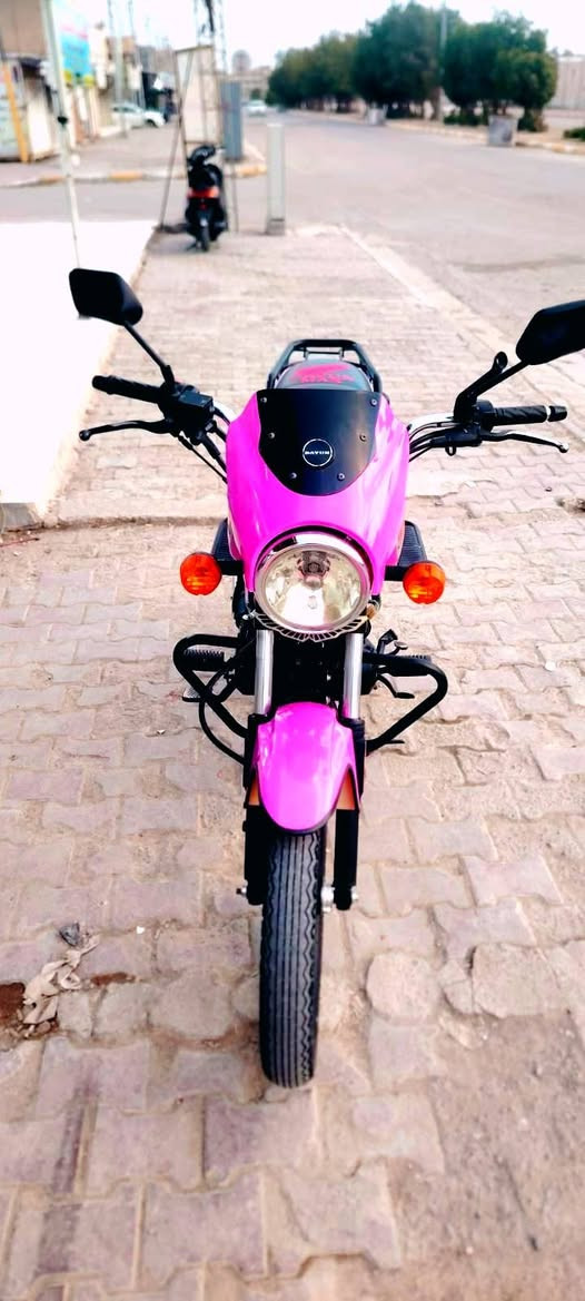 سلام عليكم دراجة دايوان مديل ٢٣ دراجة جديدة مكفولة من كلشي سعرهة مليونين(***********) كوت شهداء
