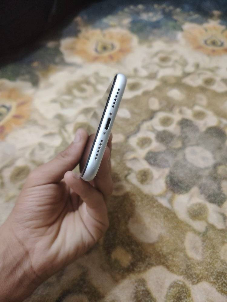 السلام عليكم
اكس ار نضيف
شرط كلو نورمال فقط بطاريه 100 كاميرا دمعه فول
نضيف حيل
ذاكرة 64 ببجي 60 فريم سلس 
سعر 125 بي مجال قليل


**إذا كنت صاحب هذا الإعلان وتريد حذفه لأي سبب، رجاءا أرسل رسالة إلى الدعم الفني**