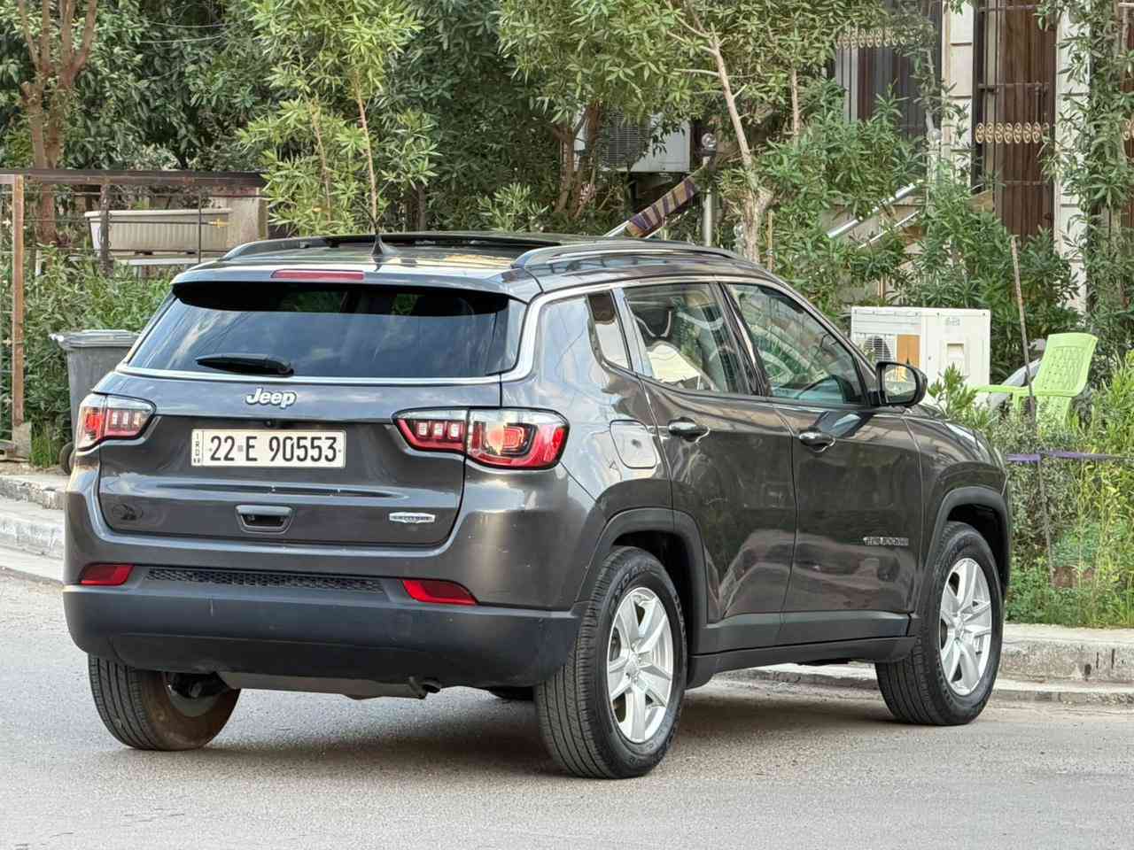 جيب كومباس 2022 شكل 23
محرك 2400   
فول مواصفات 1 / 1  
بنيد مبدل ومصبوغ   +  جاملغ مصلحه نفسه  الباقي مكفول 
بدون دواخل 
رقم اربيل تحويل للمشتري او وكالة
مواصفات خاصة فول للاخير
بنوراما على طول القمارة 
خمس كامرات 
كشنات جلد 
كشن كهربائي +  تبريد و تدفئة كشنات 
رادارات جميع الجهات
زينون عالي ناصي 
سستم صوت كامل داخل السيارة
بصمة تشغيل وابواب وتشغيل عن بعد
صندوك كهربائي 
شاشة ايباد تدعم كار بلي 
تبريد قطعتين
تحكمات استيرن جهتين امامي خلفي 
هواي بعد بيها مواصفات
158 ورقة سعرها  
بغداد . المنصور 
واتساب او الاتصال عالرقم
***********
