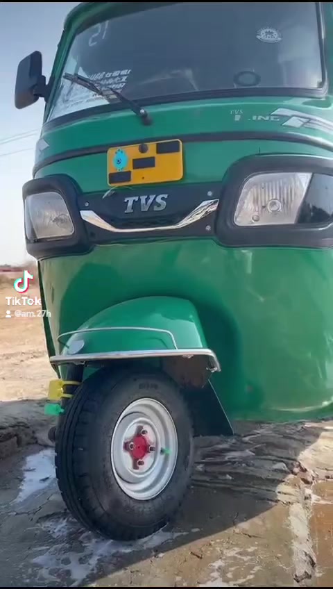 السلام عليكم تكتك البيع مديل 21 رقم وسنويه تحويل مباشر صاحبه يريد يحول تكتك جاهزة تخم تاير دوشم جديده جادر جديد كهرباء كله شغاله مكفوله كفاله عامه مكاني واسط قضاء الحي رقم تليفون ***********
