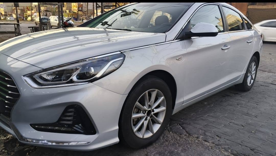 السلام عليكم 
سياره للبيع سوناتا  موديل ٢٠٢٠ 
دخول جديد سياره كارتون مابيها اي نقص 
محرك.  حجم ٢٤٠٠  سياره (غاز. غاز. غاز. ) 
گير كهربائيات حداديه كفاله  
تبريد ثلاجه    تخم تاير.  سياره بيها گصه جنطه  ملاحضه ( ادوات ادوات ادوات ) 
السعر. 58. ورقه وبيها مجال هواي. 
العنوان. بغداد. مدينه الصدر. 
رقم الهاتف.  ***********

