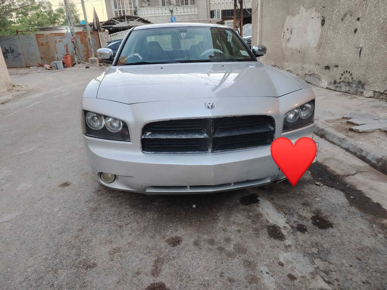 السلام عليكم حبايب جارجر موديل 2008 مكفوله كفاله عامه بيه بارد بل باب مال الصدر وجاملغ كلش بسيط كير مكينه تبريد تخم تاير  كله جديج ومكفول بيه نقص بس دبلات اماميه شرط ترايك وين متريد كارتون مكينه 3500 اصل  السياره رقم بغداد دولي هزه وسنويه  قبل سبوع مسويهن السعر 120 وبيه مجال بسيط مكان السياره بغداد ه‍***********
