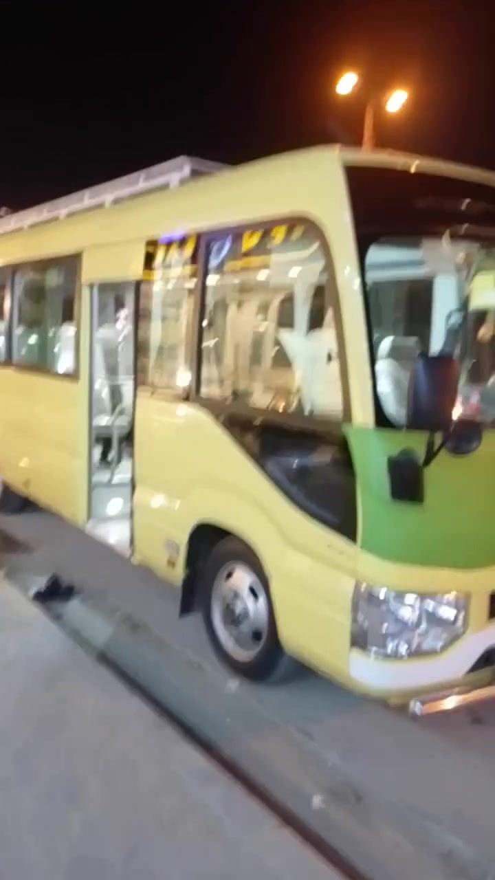 يالله سلام عليكم كوستر اللبيع 
الموصفاات 
1-اللون اصفر ابلادي 
2-دوشمه جديده تغليف نايلون
3-تخم تايرات جدد 
4-قلاب استاركس 
5-كفاله من كلشي كير ومحرك واكسن 
6-رقم سليمانيه باسمي 
الاستفسار اتصل على رقم ***********
