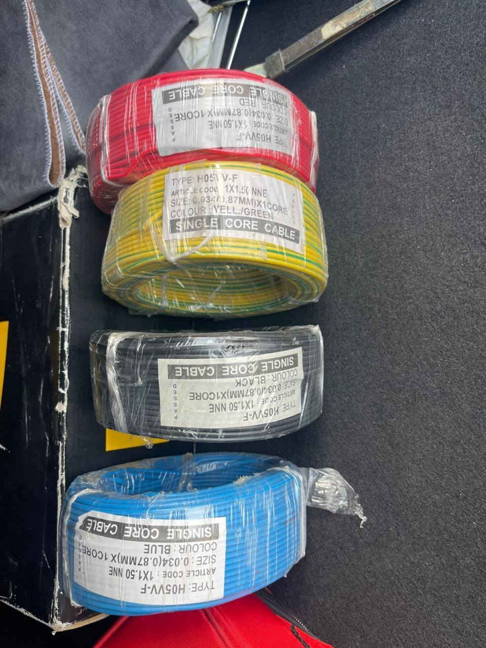 سناكل فلكسات كبالوات صناعه هنديه نحاس  باسعار مناسبه


**إذا كنت صاحب هذا الإعلان وتريد حذفه لأي سبب، رجاءا أرسل رسالة إلى الدعم الفني**