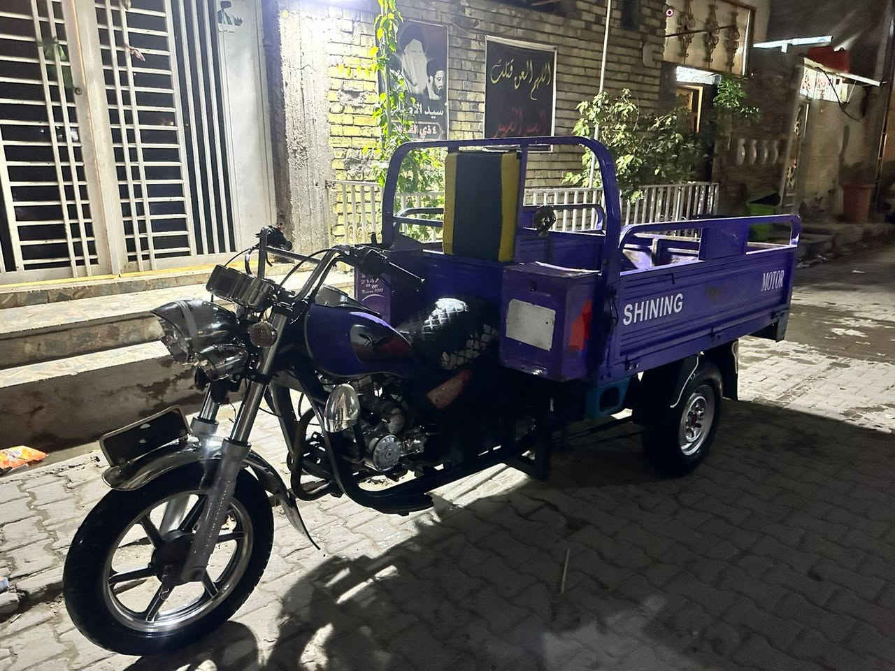 سلام عليكم عند ستوته موديل 22 للبيع اريدها ب مليون ونص وبيها مجال 
 ستوته صوليه رقم الهاتف ***********
