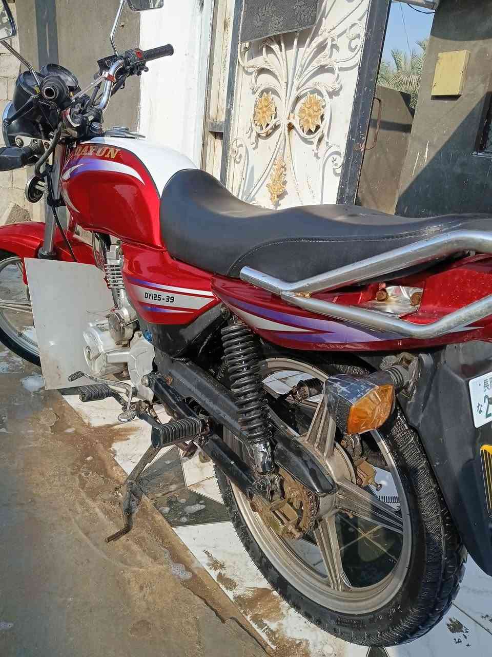 سلام عليكم دراجه دايون للبيع موديل 2021 اوراق السعر 700  وبيه مجال مكان محاويل اتصال ***********
