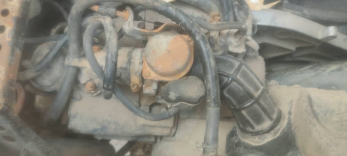 سلام عليكم دراجة سكنز فحل كابريتر دراجة دير سلف بس ماجاي تشتغل ابيع كوم حديد ٣٥٠ قفل بغداد الحسينية ***********
