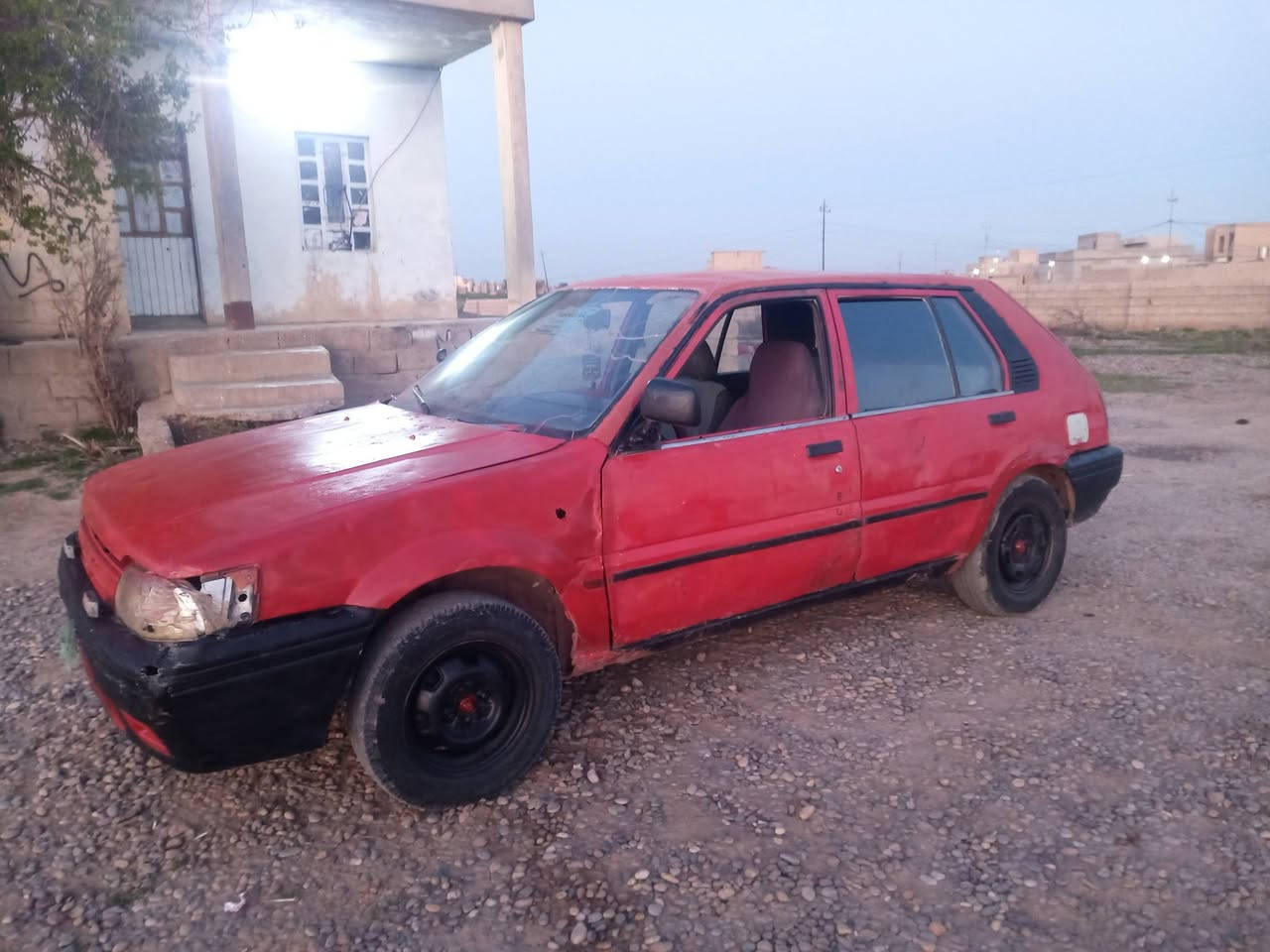 السلام عليكم
 نيسان حبلل
يرهم مراوس وبيع شعندك نزل
***********
