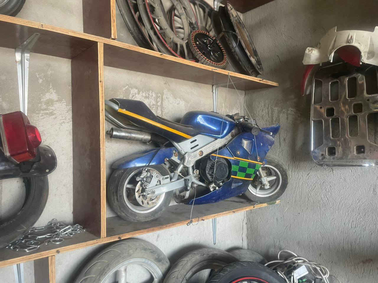 سلام عليكم دراجه بازين بطحه ياباني يشتغلن كلمات نضيفات حيل السعر عل خاص رقم الهاتف ***********تصل وبيك خير ودلل مكان بغداد العبيدي
