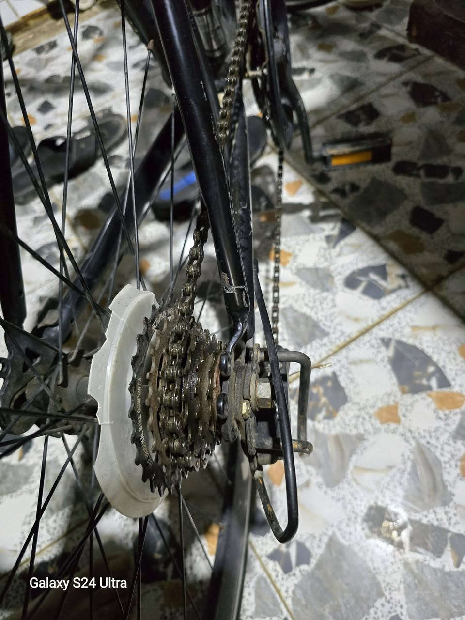 بايسكل رياضي سباق موديل 700C 
حجم 28  
لشه مظلعه
باله كسر حاويه
الحاله جاهز ونظيف
الكيوره (3×7)
السعر 150 الف وبيه مجال بسيط 
للاستفسار الاتصال***********
