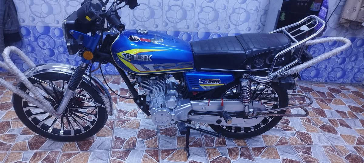 دراجه للبيع موديل ٢٥بغداد راشديه الموبايل ***********السعر٨٠٠وبيهه مجال حك الجيه
