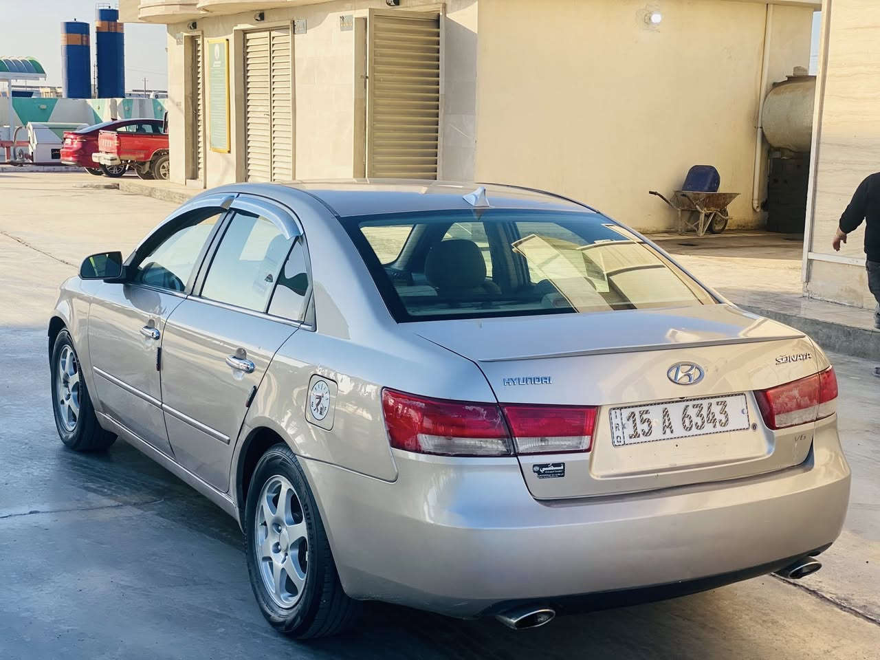 السلام عليكم.   للبيع سوناتا.   موديل 2006
رقم أنبار.   دولي.     تحويل مباشر.  

أمريكي.  محرك.  V6. 3300
كير.  محرك.   صدر.     تبريد.  
جاهزه من كلشي. 

صبغ.  شبرين.   فقط.   والباقي 
كفاله عامه.    شرط الفحص.    

السعر. 95.$.  وبي مجال 
رقم هاتف.  ***********
مكاني.  الفلوجه.  الكرمه.
