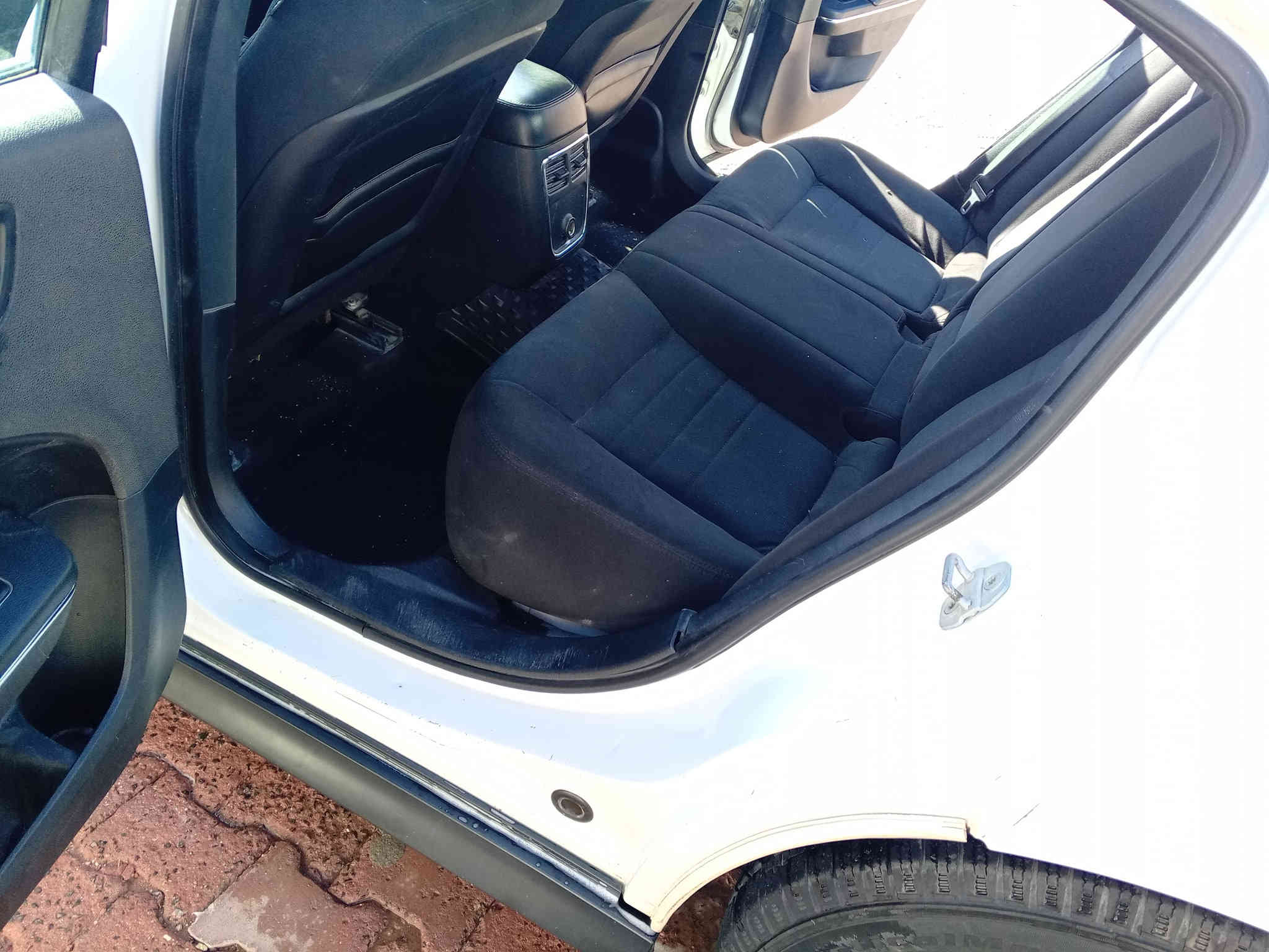 جارجر كنديه موديل 2012رقم اربيل بسمي سنويه لغايه 2028كفاله ماعد لموضح بالصوره استفسا ***********السعر160وبيه مجال متوازي عل لبيع ميسان المجر الكبير
