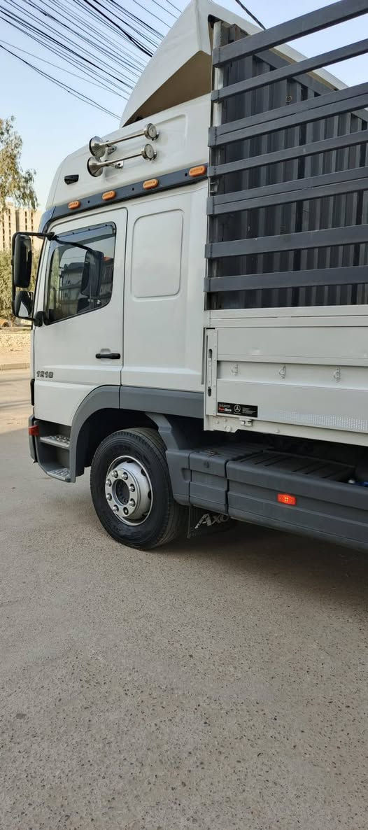 للبيع اتيكو موديل 2003 حجم 12/18ثمانيه برغي مكينه اربعه بستم كير عادي جوبلس خلفي ورك امامي طول سبعه وربع تبريد بلادي شغال تخم تاير جديد رقم دهوك جديد وهزه وسنويه جديد لغايه 2031 بسمي شخصيا تحويل ثاني يوم سياره مكفوله كفاله عامه كبل للشغل للاتصال ***********رجاءا الموشراي لا يتصل
