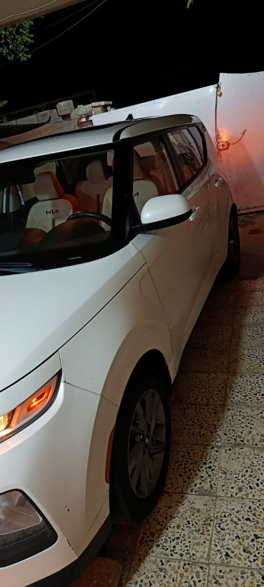 السلام عليكم كيا صول 2021فول مواصفات فتحه كشنات كهرباء رادارات جانبي امامي
مكينه 2000دوش 
امريكي حادثها دعاميه فقط حادثها مرفق بالمنشور 
سعرها 142$بيها مجال
ماشيه40mi
سياره جاهزه مبيها  نقص 
ملاحضه : مكلف بالنشر
مكانها بغداد الكرخ
هـ ‭***********‬
