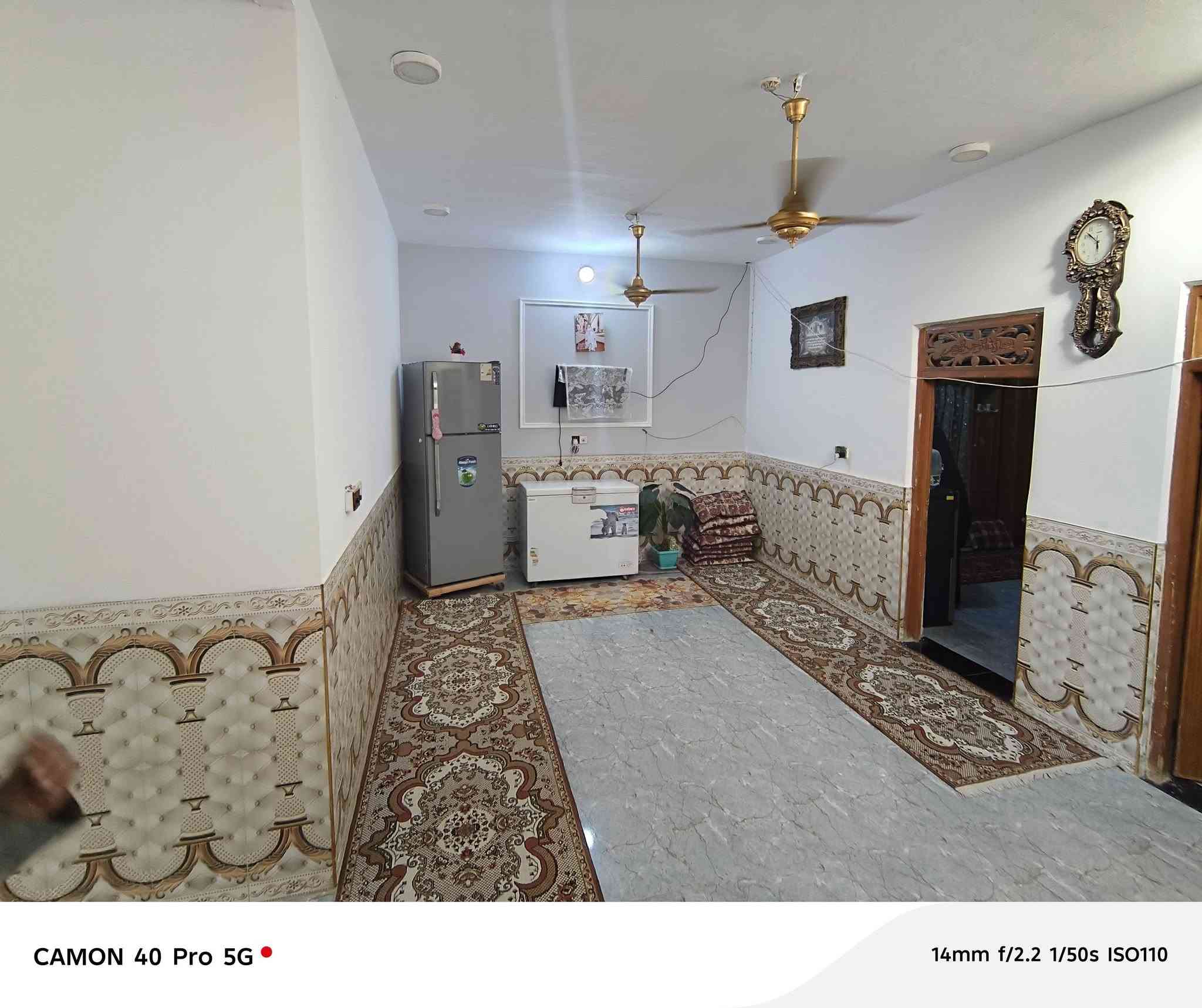 السلام عليكم بيت للبيع مساحه 300 متر زراعي سند 25 حي المنصور عمود 2290يتكون من
مضيف 10×4

غرف عدد ثنين 6×4

صاله 7×4

صحيات داخليه وخارجيه وحديقه

سعر البيت 50 مليون قفل 

للستفسار ***********
