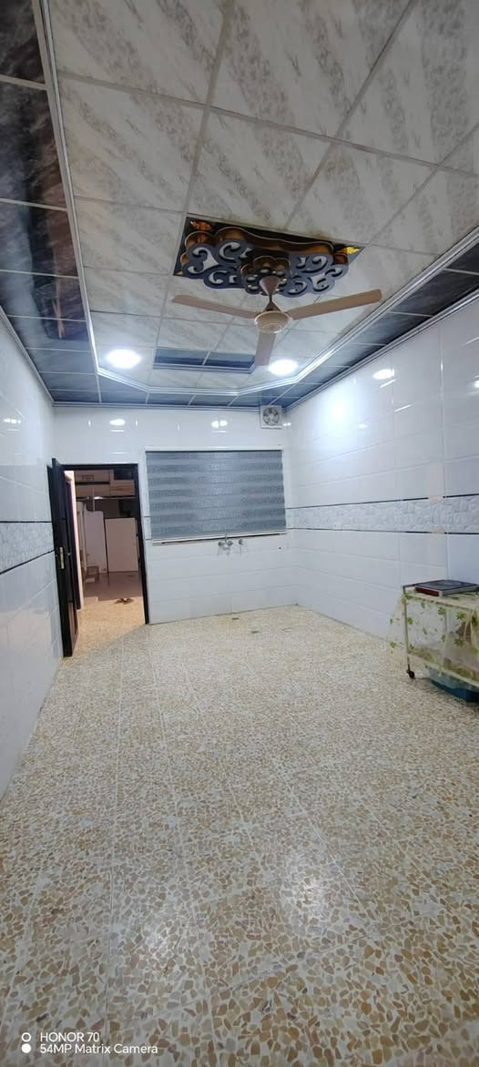 عقارات الهاشمي حي القوسيات خلف معمل غاز التوفيق مساح 210متر السعر 75 مليون وبي مجال الاستفسار على الرقم 
***********
***********

