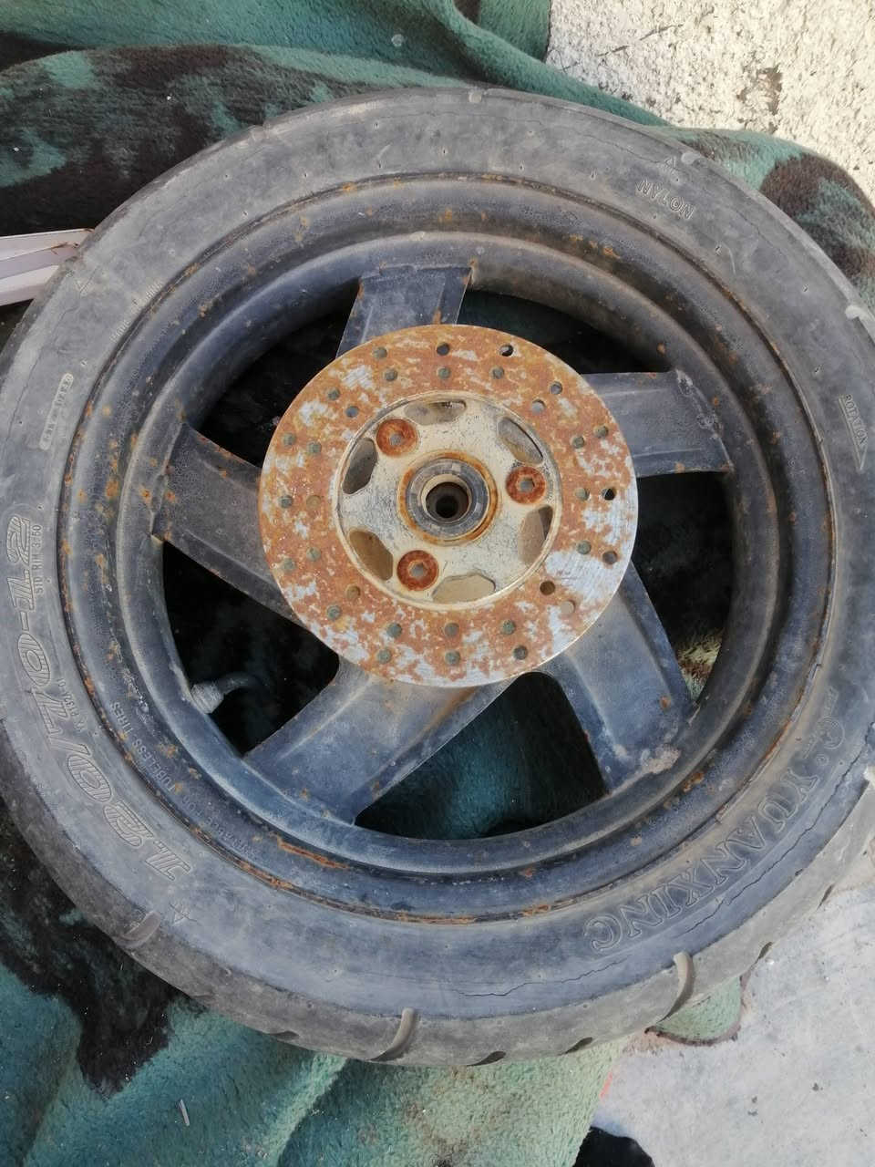 غراض اكزز ١٠٠ خبط
مكاني كربلاء
ماعندي توصيل
***********
