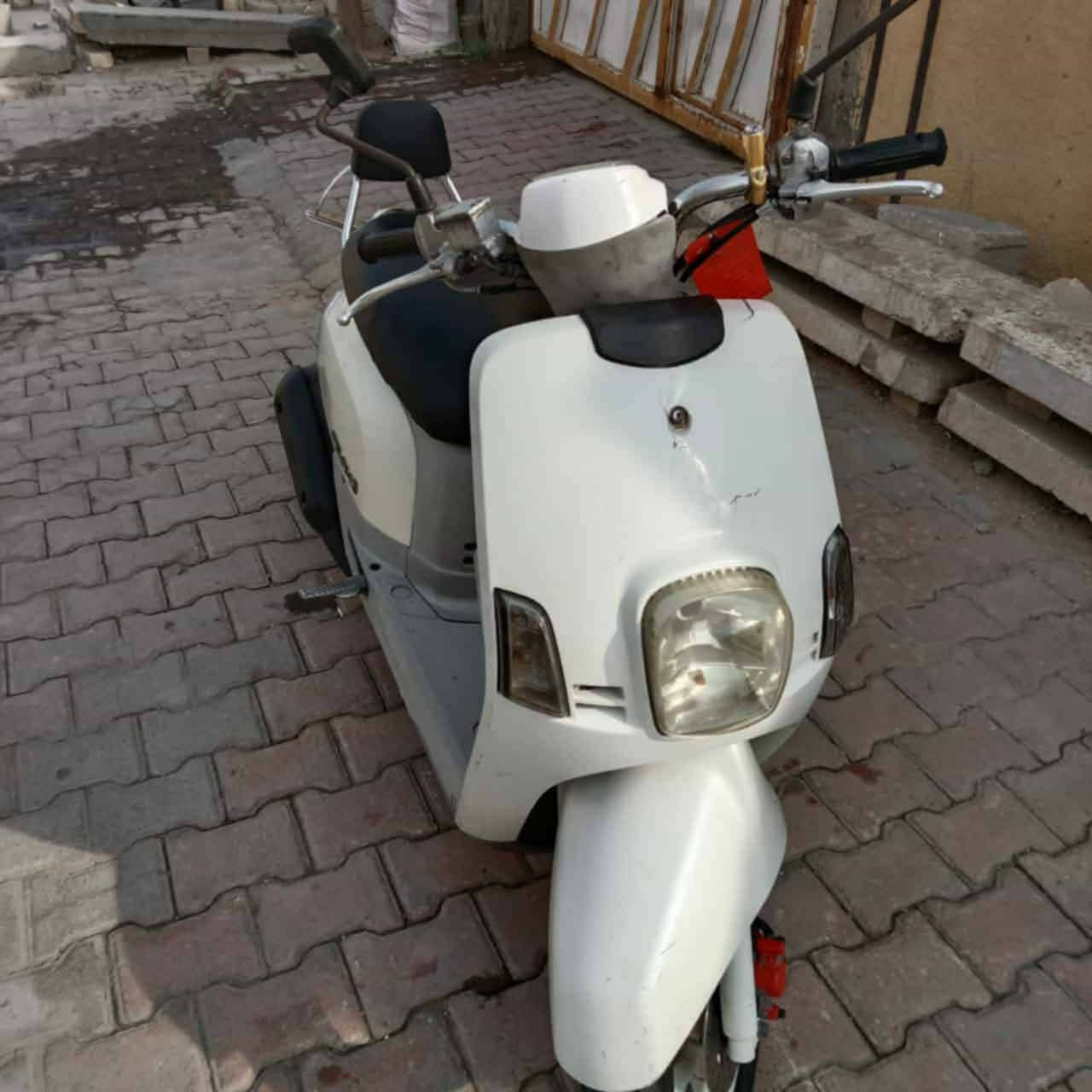 السلام عليكم دراجة ماكس بوليس ماصارلها شهر من
طالعه من الرمبه برغي مامفتوح دراجه اوراق أصولي
كهربائيات كلها شغاله الدراجه بعدها وكاله سعرها 750
وبيها مجال حك الجيه ***********
