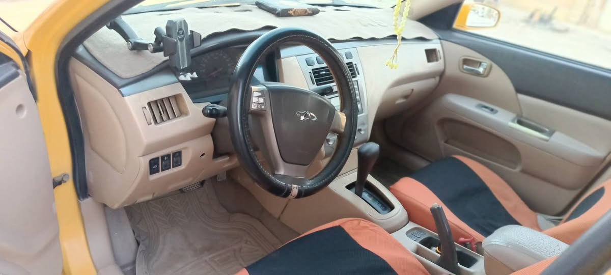 للببع شيري A5موديل 2011 سياره بلاديه اي صبغ مابيهه بلاديه حته دعاميات بلادي  كير ومحرك كامري 1800 سياره باسمي مصفره هيئه وكامله كهربائيات كلهه شغاله رقم بغداد دولي السعر 38 مكان بغداد للاستفسار خاص او *********** بي وتساب
