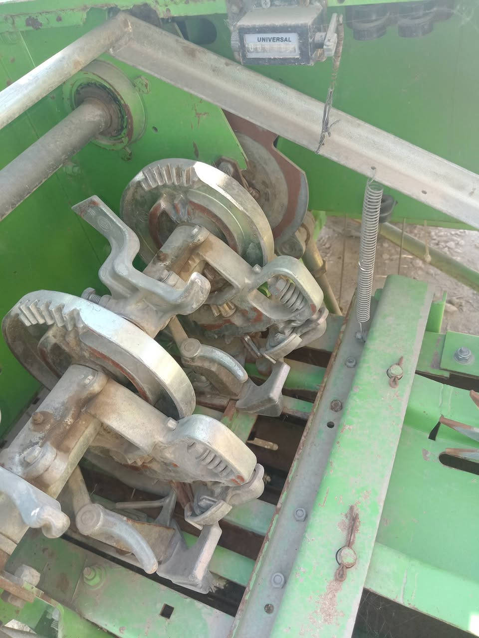 سلام عليكم البيع كابسه حجم ٥٥ موديل ٢٠١٦ جاهزه الشغل رقم هاتف ***********َ كورك *********** سعر ٥ملاين وربع وبيه مجال الشراي باقي التفاصيل علا الرقم
