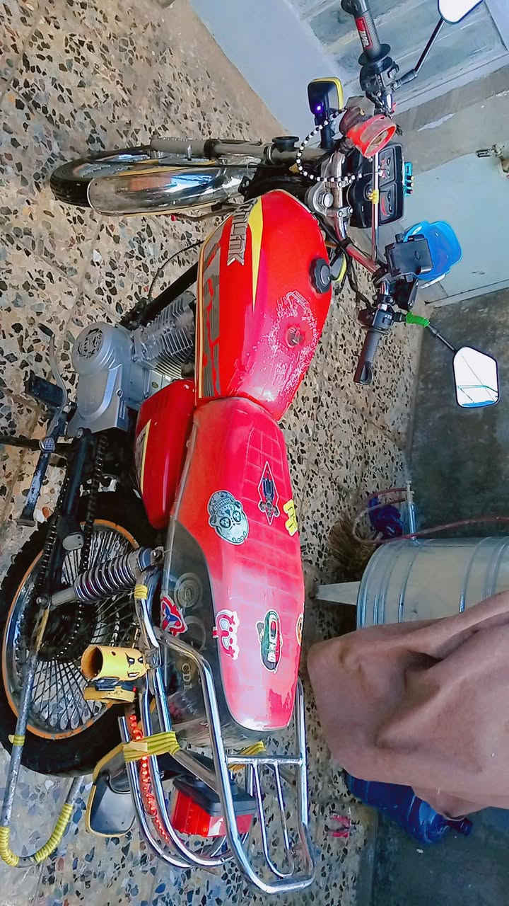 دراجه للبيع موديل 23 مكان بغداد مدينه الصدر السعر 400 رقم الهاتف ***********
