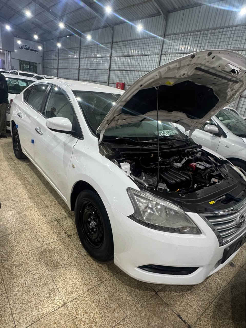 نیسان سینتڕا ٢٠١٥ سەیارەکە گیڕ مەکینە تەقەو ڕەقە هەمووی بەشەرت  هیجی نیە ٢ شوێنی بجووک تەعدیلە باقی هیجی تری نیە   ٥٠ هەزار ڕۆشتوە  باقی هەموو شتەک بەشەرتە  سەیارەکە بەناوی خۆمانە سحر ١٠٢ وەرەقە خلاس دەبی *********** أربيل, العراق
