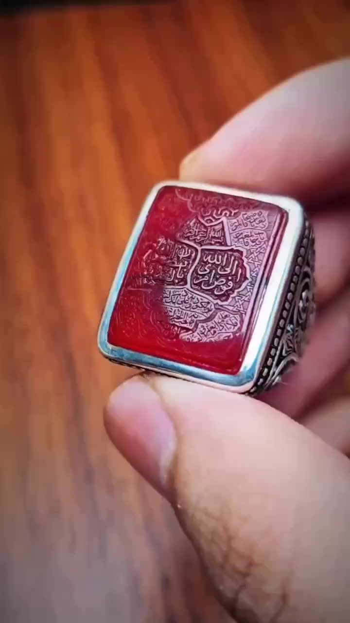 الكبير اول خام ياقوتي جميل شي عل الاخر خط ونخله وفسفوره الاستفسار اكثر واتساب


**إذا كنت صاحب هذا الإعلان وتريد حذفه لأي سبب، رجاءا أرسل رسالة إلى الدعم الفني**