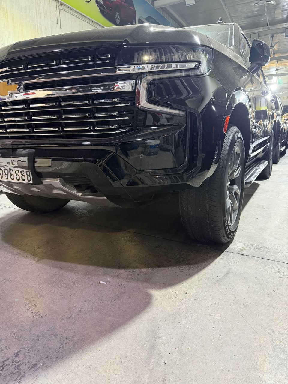 إتاهو 2022 بمحرك 5.3 V8 ومع بانوراما.     السعر ٤٣٠ ـ

المواصفات 

* محرك 5.3 لتر V8
* قوة 355 حصان
* عزم 383 رطل-قدم
* قير أوتوماتيك 10 سرعات
* دفع خلفي أو دبل (حسب النسخة)
* فتحة سقف بانوراما كهربائية مزدوجة
* شاشة 10.2 إنج
* عدادات رقمية 12 إنج
* نظام Apple CarPlay وAndroid Auto
* كاميرا 360 درجة (بعض الفئات العليا)
* رادار ومثبت سرعة ذكي
* تبريد وتسخين للمقاعد الأمامية
* نظام صوت Bose
* جنوط 22 إنج في بعض التجهيزات العالية 

رقم تليفون 
***********
*********** بغداد, العراق
