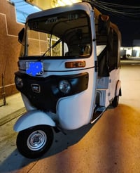 تيك توك للبيع موديل 22 شهر الثامن مكاني بغداد.  07742493574