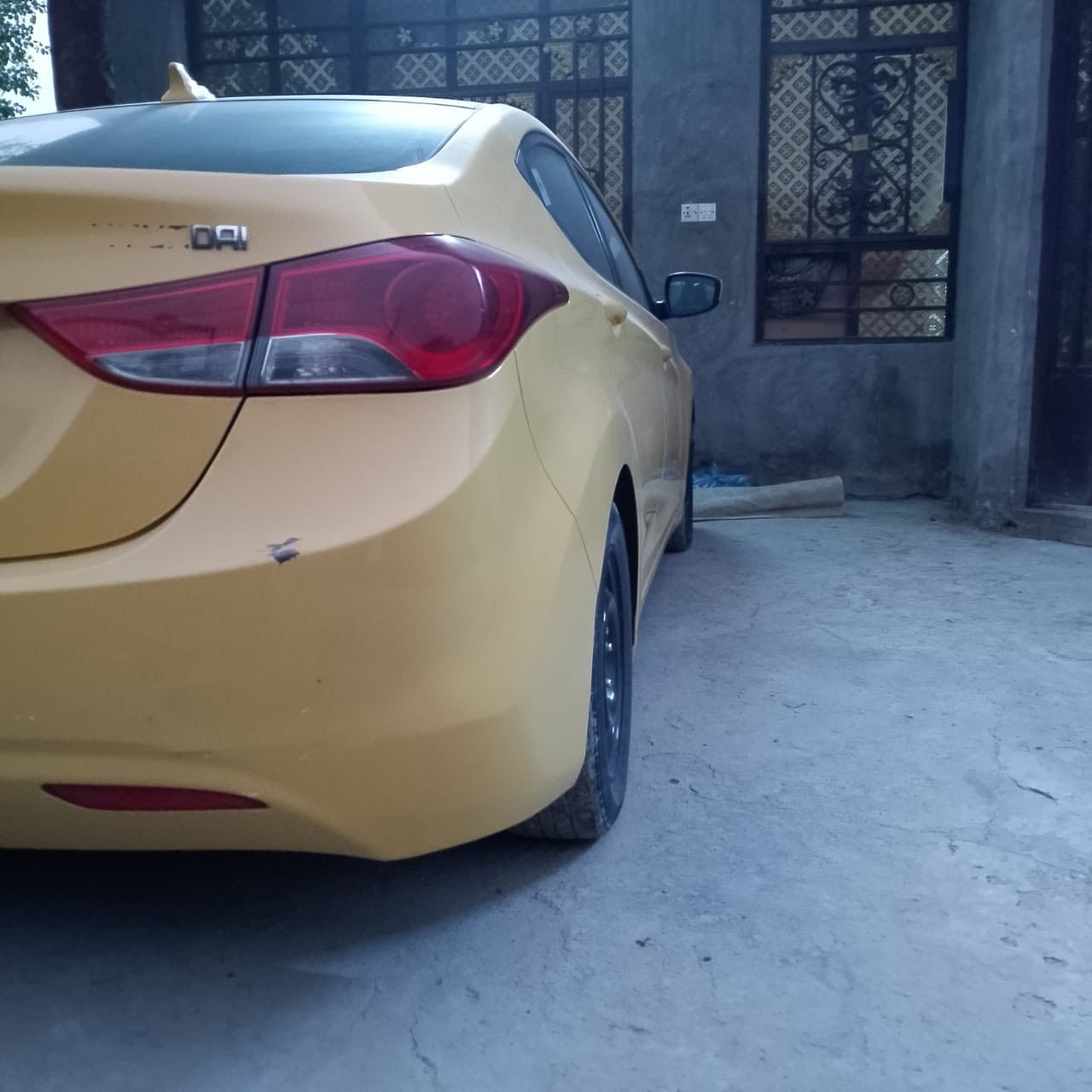 السلام عليكم 
النترا 2013 وارد أمريكي حادث خلفي 
طخه بل جنطه بصيط
بدون تبديل ليبل واحد بدون ايرباك تحويل 
ثاني يوم مكينه مجفته جديد 
العنوان أبو غريب السعر 110 وبيهه مجال اخوان اني مكلف بلنشر هاذ رقم صاحب السياره اتصلو عليه
***********
