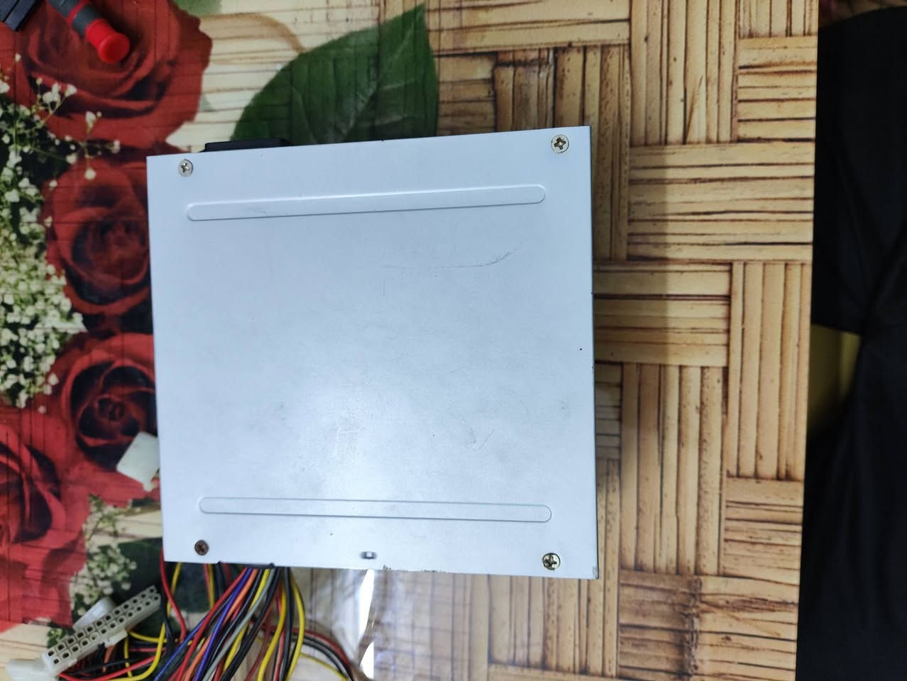سلام عليكم
باور سبلاي LG ALSOUZ 400W P4

بهذا الشكل مثل ما موضح بل صوره شغال كل عيب مابي 

السعر 20 وبي مجال

ادمن وافق


**إذا كنت صاحب هذا الإعلان وتريد حذفه لأي سبب، رجاءا أرسل رسالة إلى الدعم الفني**