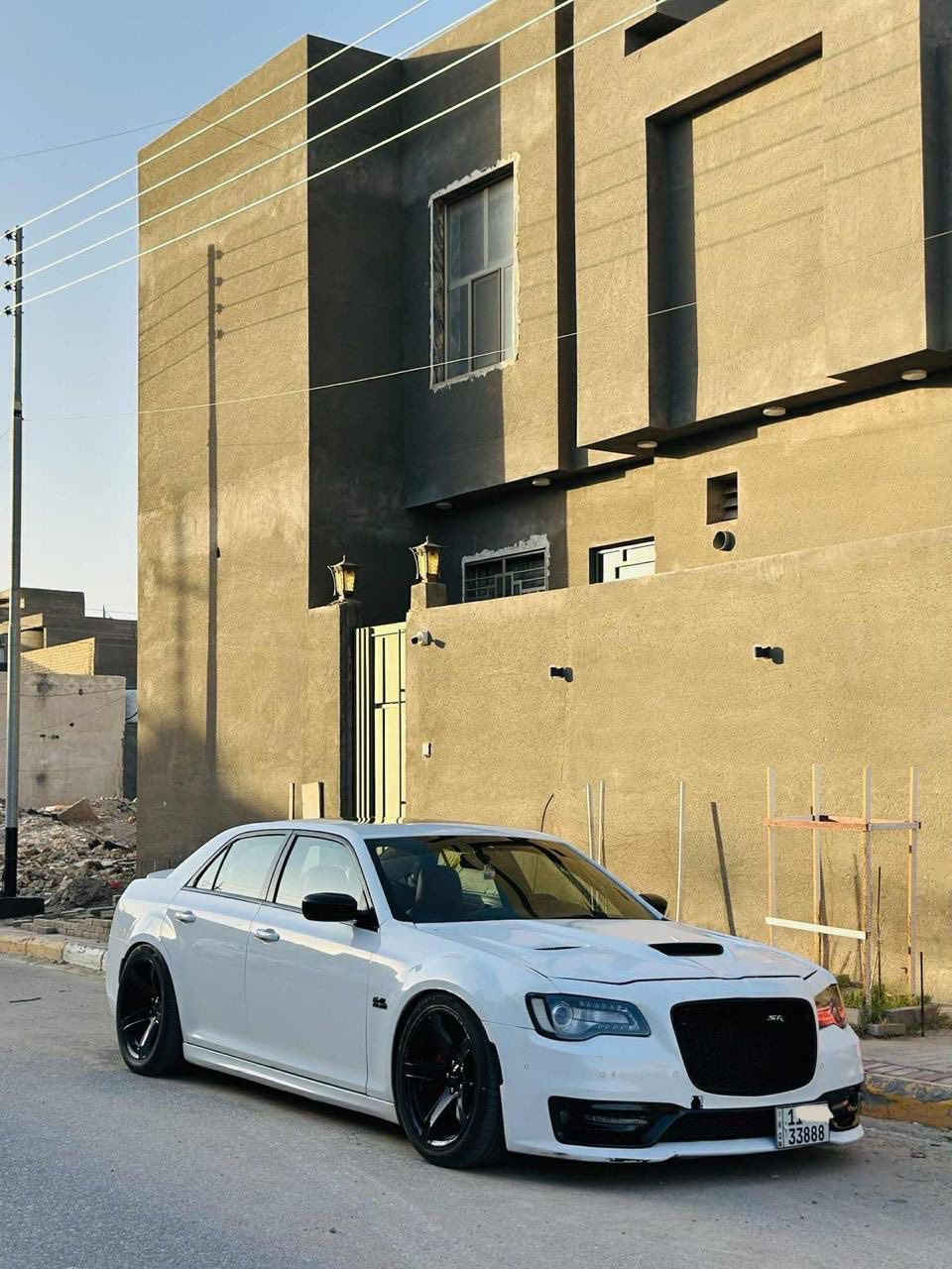 سلام عليكم اوباما 2012 اصل   RT  فول مواصفات لاخير  بانورما فول 1/1 رقم مميز جدا اشتريته 45 ورقه  ويا السياره تاخذه بلاش 
-كلاص حار -بارد 
-تشغيل عن بعد 
-شفتات بل ستيرن 
-كشنات تدفئه +تبريد 
وبعد هواي مواصفات 
الاضافات 
محرك 5700 
جكات S2
هدرز شورت srt
اكسل قفل srt
كزوز 3انج منطول لطول
جهاز لهب 🔥 
برمجه البطل مصطفى ايكل 🔥
دركه SRT 
شوته srt
كت كامل مال 20 srt جبته بلادي 
ويل نجمه
السياره قطعه وحده صبغ والبنيد تحديث 
السعر 188 وبي مجال بسيط 
مكاني بغداد الرصافه 
 لاستفسار ***********
