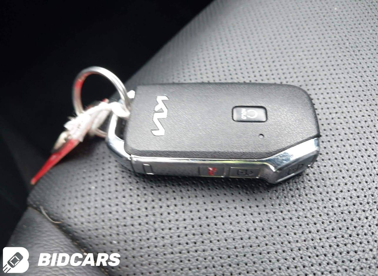 السلام عليكم
كيا سبورتج موديل 25 توصل المنطقة الحرة الاردن 1/3
سيارة فول عدا السلايت بدون ايرباك السعر واصل حرة الاردن 153 للاستفسار، ‏‪0776 235 9745
