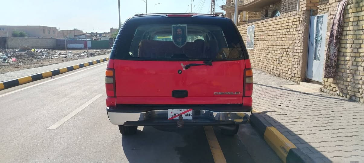 السلام عليكم 
الفنيه شوفر 2004فحل مكينه 6100  كير الف
مال مزاد بيها كتاب تترقم السياره خير من الله مكينه كير اكسل حداديه غرفه كهربأيات كله جديد تخم تاير
سعرها ١٠٥ وبيها مجال
مكان الكوت مركز المدينه
للاستفسار الاتصال على الرقم ( ***********)
