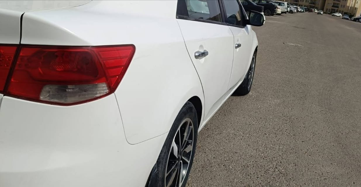 السلام عليكم
سيارتو ٢٠١٢  بيها هلالين جاملغات الخلفيه فقط صبغ كما موضح بالصور
 وبارد بيها قليل بالصندوك البابين الخلفيه بارد
 محركها جديد مابيها اي نقص ماشيه ٢٦٤٠٠٠ صدرها جديد سياره جاهزه
  سنويتها منتهيه صاحبها موجود جاهز للتحويل السعر ٩٥  رقم الهاتف واتساب *********** غير متواجد عل فيس مكاني بغداد الكرخ.
