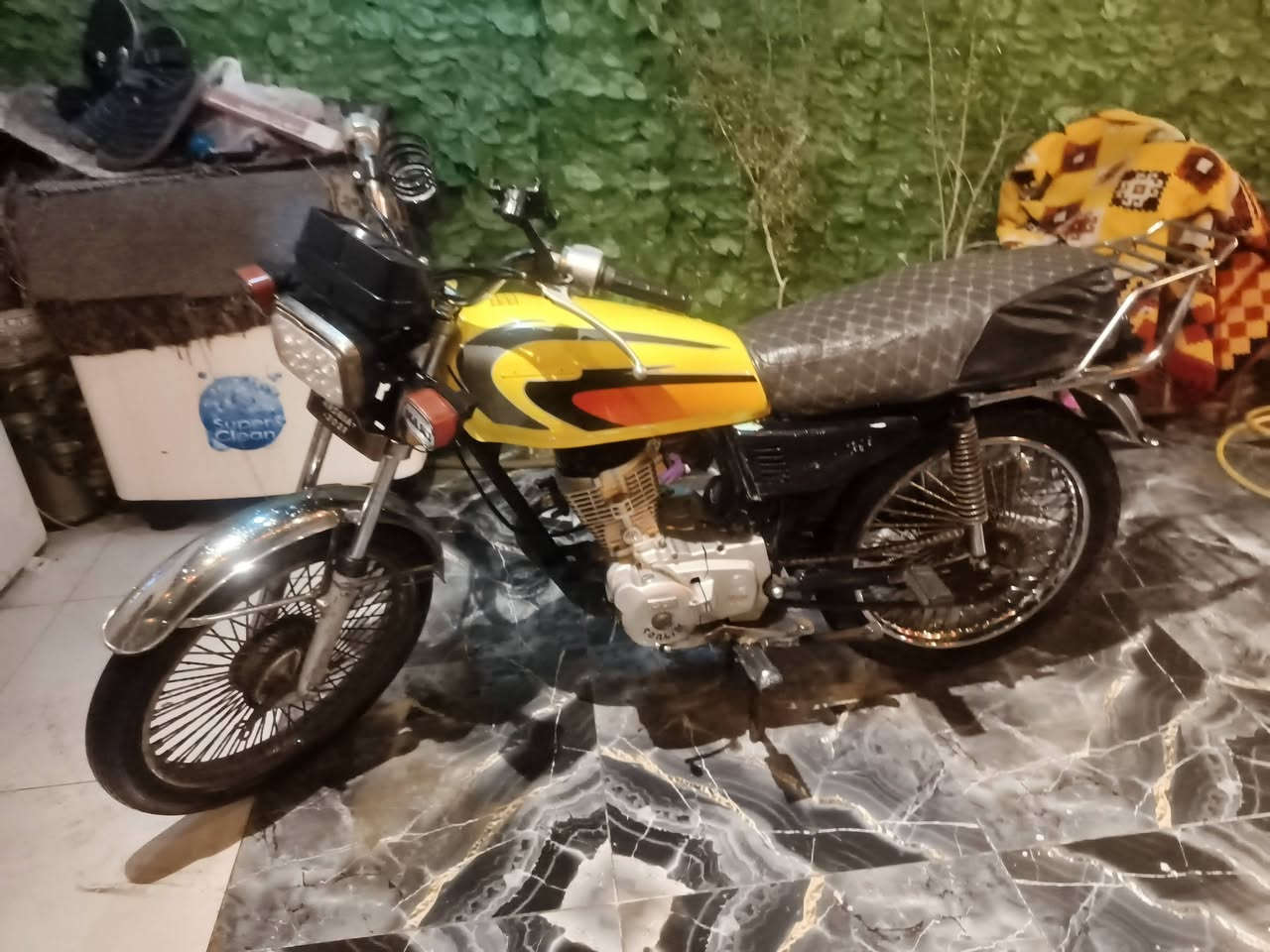 للبيع السعر 400 مكاني المعقل ادوات مكفوله من سرقه الدراجه ماخذها من المزاد مديل 22 ***********
