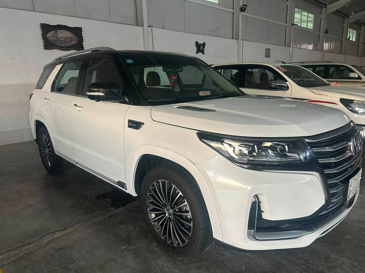 للبيع شانجان cs2023 فول مواصفات فور ويل تبريد 3قطع كشنات جلد مكفولة من الضرر والصبغ ماشية 200 الف كم رقم بغداد 
***********
***********
السعر 170$
يعني دفتر او سبعين ورقة
