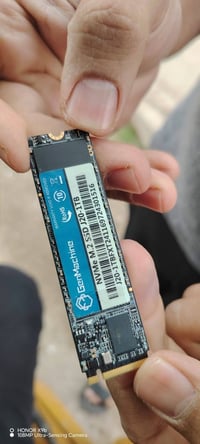 هارد • ١ تيرا • قابل للتفاوض