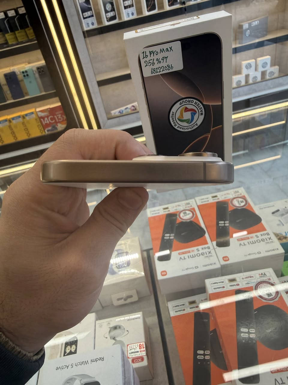 ايفون 16 برو ماكس الذاكرة 256 بطارية 97 ماستر بسعر 1.350.000 دينار
نظافة 100% 

العنوان شارع الربيعي عمارة محمد وياسر 
محل عين الصقر 

للاستفسار. ***********
