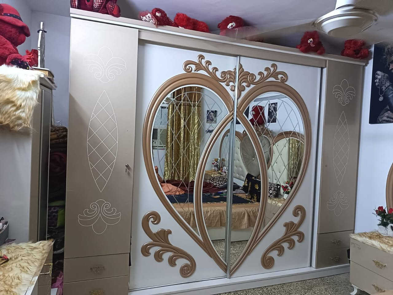 سلام عليكم غرفه لبيع لسعر ٨٠٠ وبيهه مجال نضيفه


**إذا كنت صاحب هذا الإعلان وتريد حذفه لأي سبب، رجاءا أرسل رسالة إلى الدعم الفني**