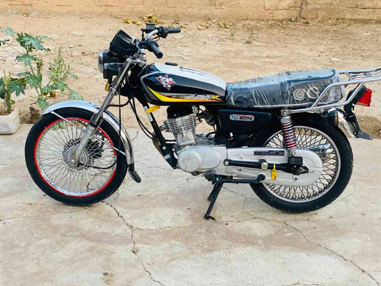 للبيع سوينك  موديل 23  محركه شرط كبس لا صرف ولا بخار   سعره 480 وبي مجال ***********
