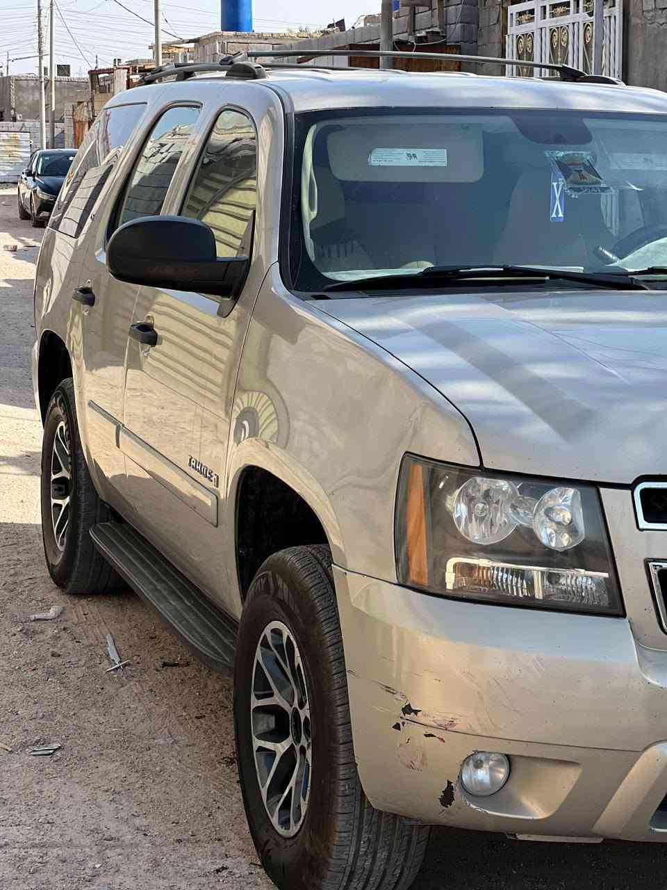 سلام عليكم تاهو ادوات ادوات مديل 2007 خليجي السياره مكفوله من الضربه والصبغ دواخل بيجي  كير مكينه كفاله ملاحضه فقط الاكسن بي ونه باقي السياره كفاله مكلف بنشر السعر 83 وبيهه مجال لطيبين  اخي الكريم ***********

