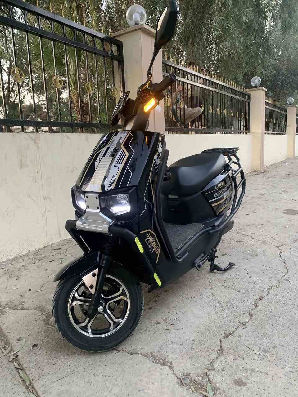 دراكون للبيع جديد
نضام بك 

تثبيت سرعه 

سريحين-بصمتين 

دبل إشاره 

ست باتري 

فول مواصفات 

السعر650

***********
